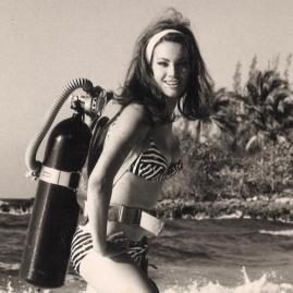 Les souvenirs de Claudine Auger, James Bond girl française - Zoom