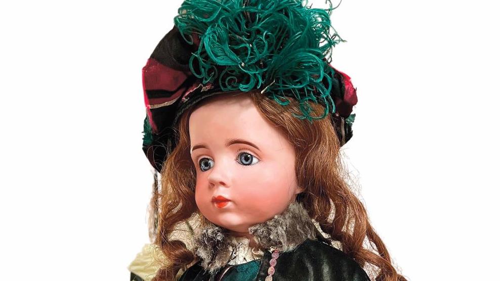 Albert Marque (1872-1939), poupée de caractère créée vers 1916, tête et corps en... Une poupée d'Albert Marque sort le grand jeu  