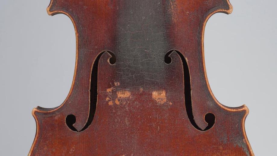 Jean-Baptiste Vuillaume (1798-1875), violon, fait à Paris en 1844, numéroté « 1560... Cadence crescendo pour Vuillaume et Testore