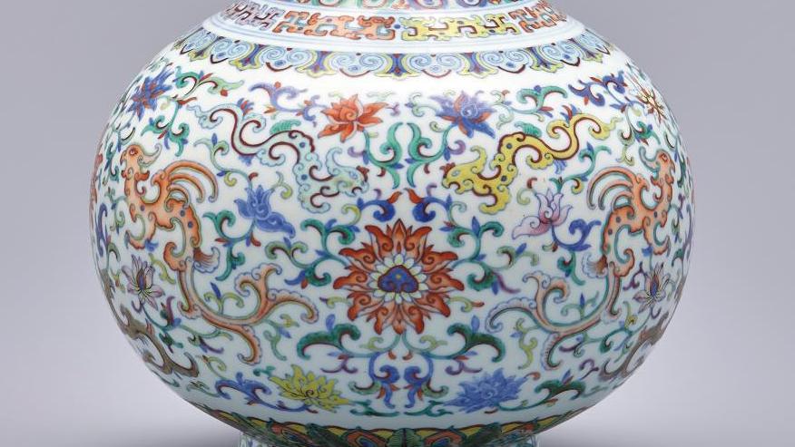 China, Qianlong period (1736-1795). "Shangping" vase in doucai porcelain, Qianlong... A Rare Shangping Vase From the Reign of Qianlong