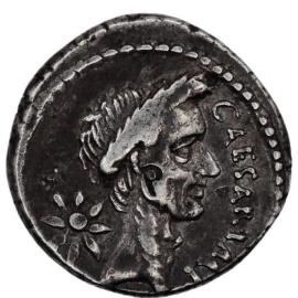 Monnaie d'argent à l’effigie de César