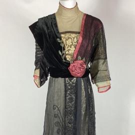 Une robe du soir de 1910 - Panorama (avant-vente)