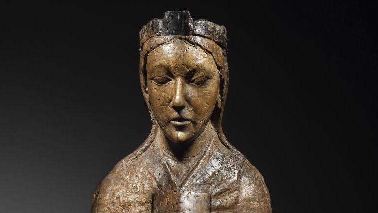 Paris region, last decades of 12th century. Virgin in Majesty, carved walnut with... Success for a 12th-Century Carved Madonna 