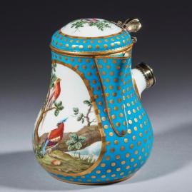Quand les oiseaux envahissaient les porcelaines de Sèvres - Avant Vente