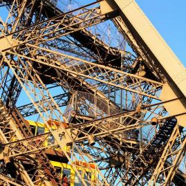 Mairie de Paris : rouille sur la tour Eiffel