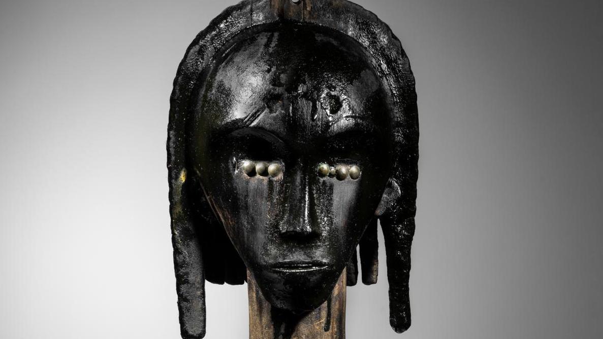 Gabon, tête de reliquaire Fang, 36 cm.Adjugé : 14 770 000 € Collection Barbier-Mueller, la vente du siècle pour les arts africains et océaniens