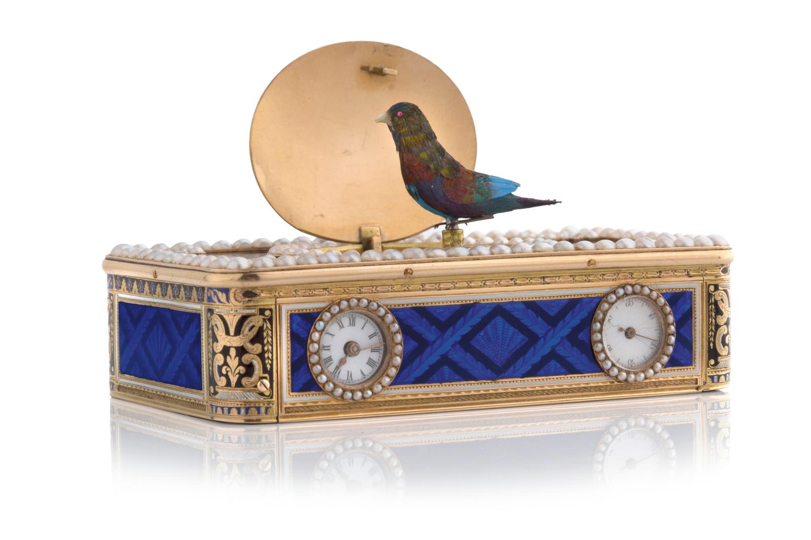 Travail suisse attribué aux Frères Rochat, poinçon de Jean-Georges Rémond, début du XIXe siècle, boîte-montre à oiseau chanteur en or, éma