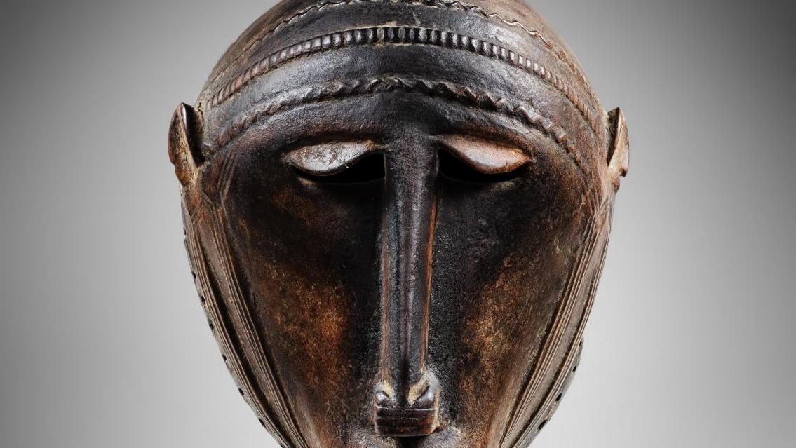 Mali, Bamana, masque singe ngon ou sula, bois, 23 cm.Estimation : 300 000/500 000... Collection Jean-Paul Chazal, l’universalisme africain