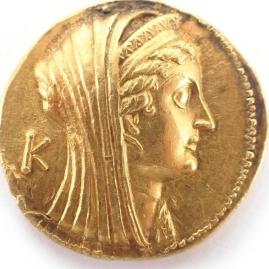Une monnaie en or de Ptolémée II