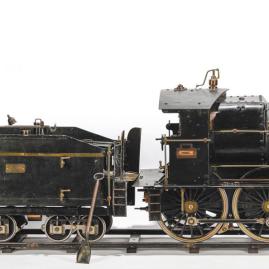 Une locomotive 1900 