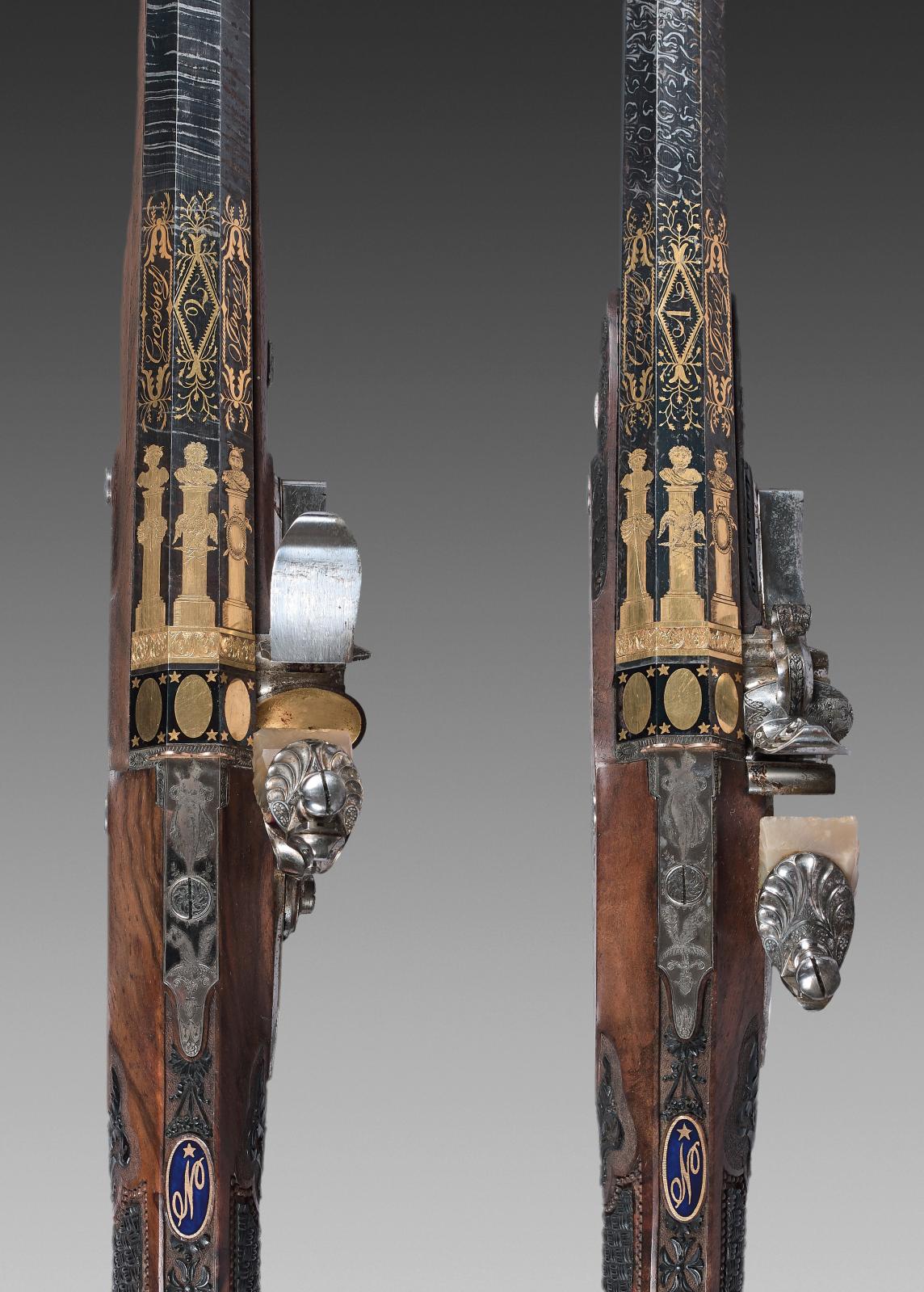 Des pistolets historiques de Napoléon liés à sa tentative de suicide