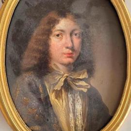 Élégant jeune homme du XVIIIe siècle - Panorama (après-vente)