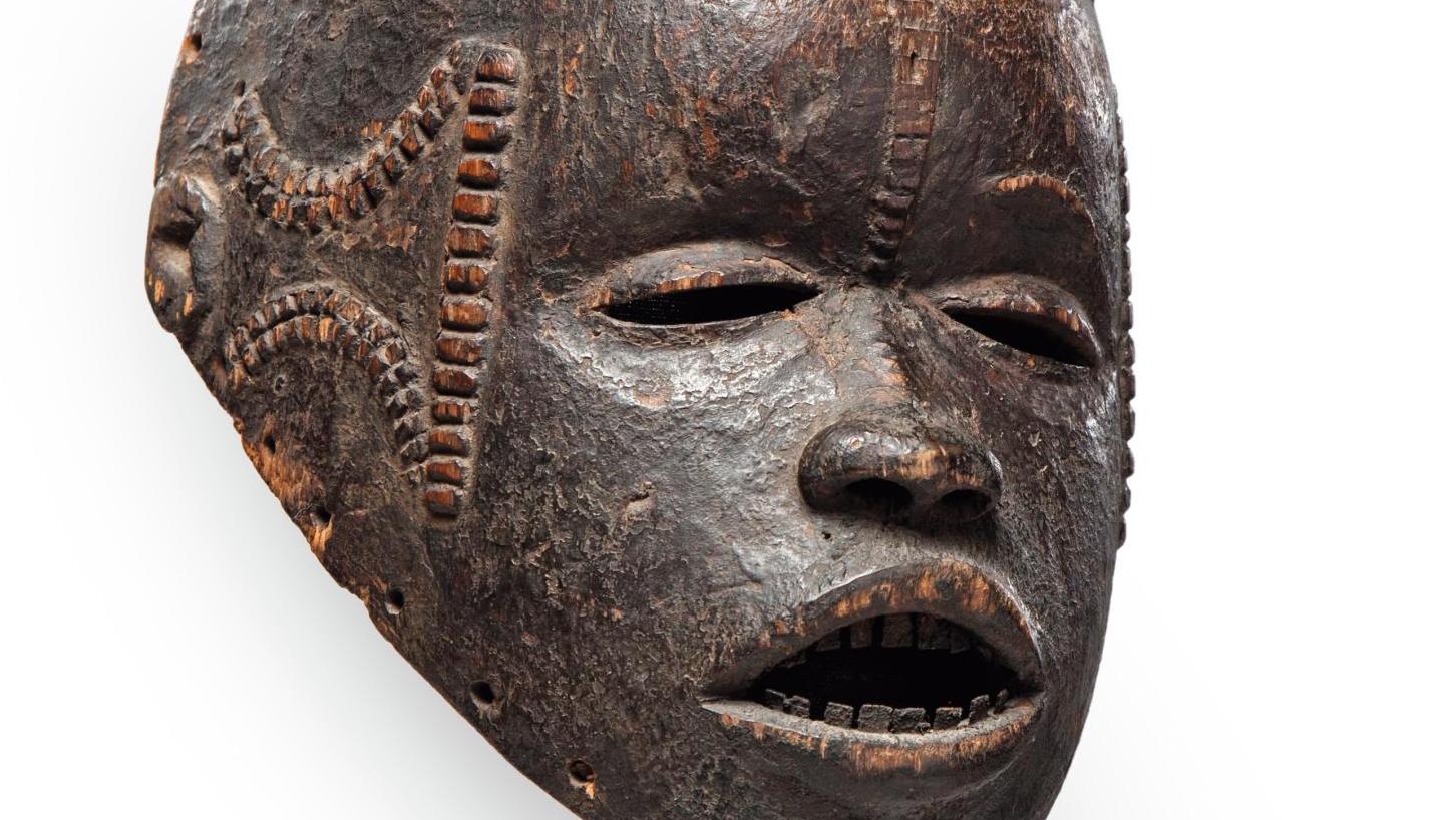 Nigeria, M’Bembe, masque «okua» collecté dans la région de la haute Cross River,... Visage du Nigeria