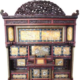 Cabinet japonais - Les adjugés