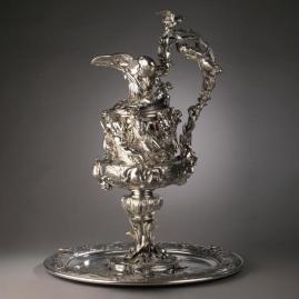 Auguste Lemaire et Léonard Morel-Ladeuil, un duo d’artistes pour une aiguière dansante - Une oeuvre aux enchères