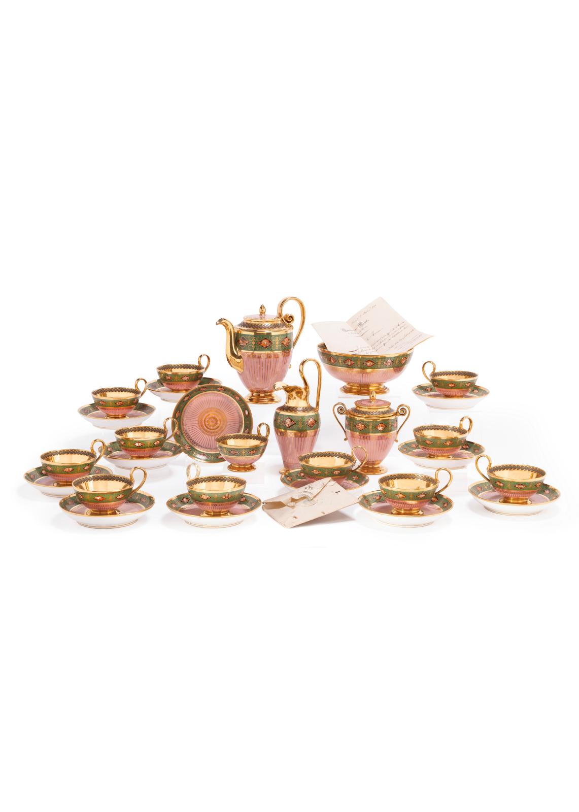 Porcelaine de Sèvres, époque Louis XVII 