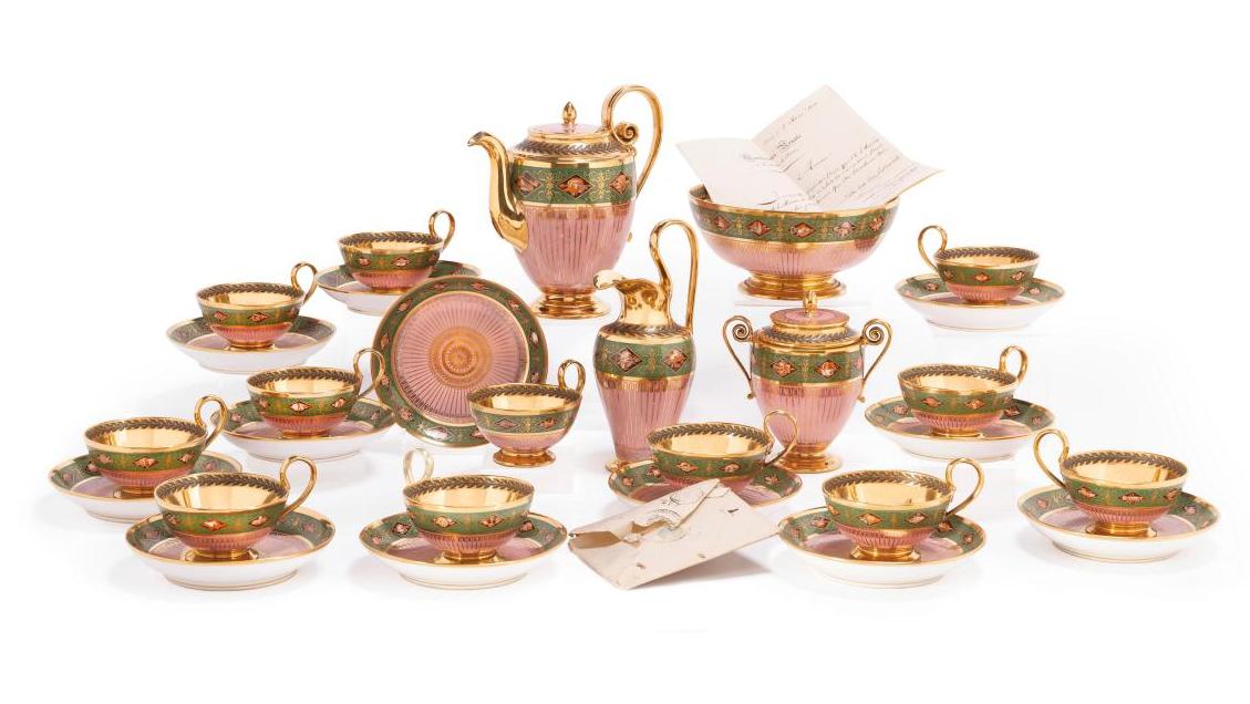 Manufacture royale de Sèvres, époque Louis XVIII (1814-1824), déjeuner « cabaret... Porcelaine de Sèvres, époque Louis XVII 