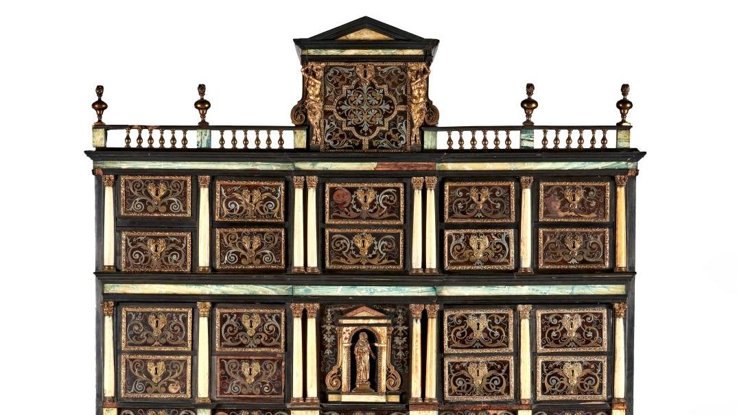 Attributed to Pierre Gole (1620-1685), c. 1680, cabinet in tortoiseshell, engraved... The Marquetry Silversmith 