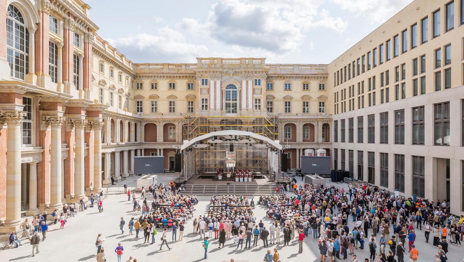 Concert in the courtyard of the building shortly to house the Humboldt Forum: a reconstruction... Germany: A Thorny Matter Continues