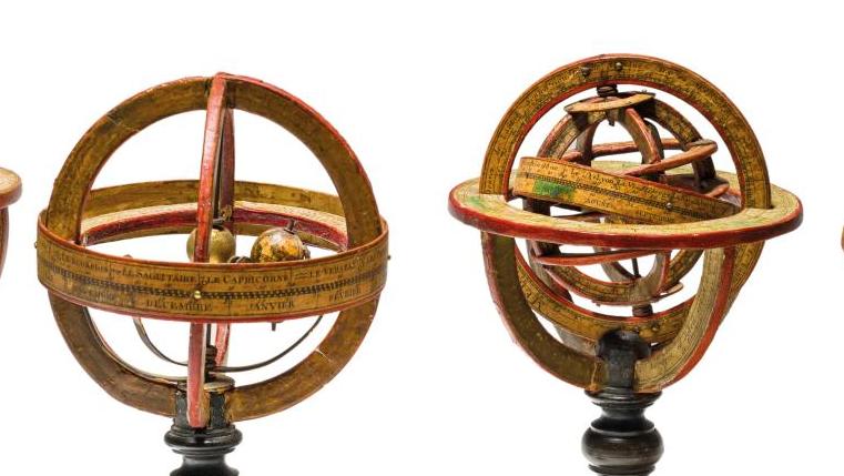 Loysel, Paris, fin du XVIIIe siècle, ensemble de quatre sphères de bibliothèque,... Grâce aux sphères, le monde tourne rond !