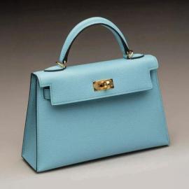 Kelly : le sac mythique d'Hermès en bleu céleste - En vente