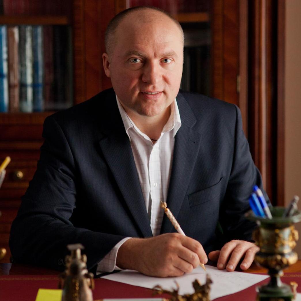 Alexandre Ivanov, la passion de Fabergé - Interview