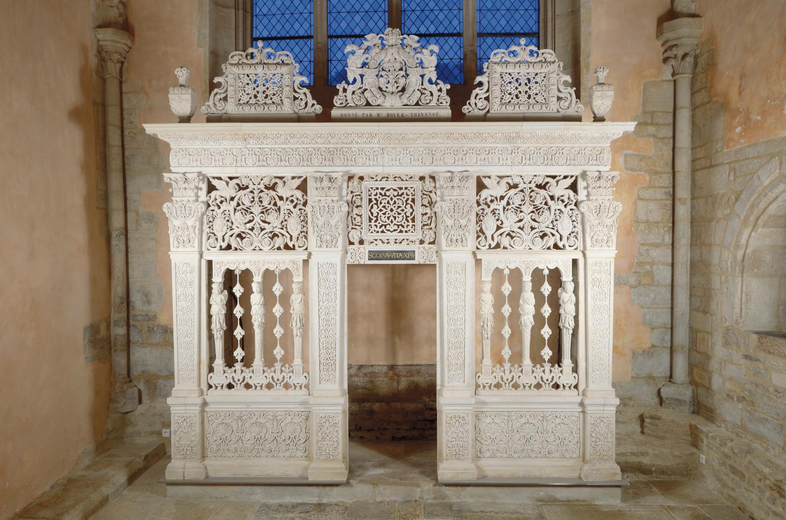 Clôture de chapelle, vers 1550-1575, pierre de Tonnerre, collection des musées de Langres.