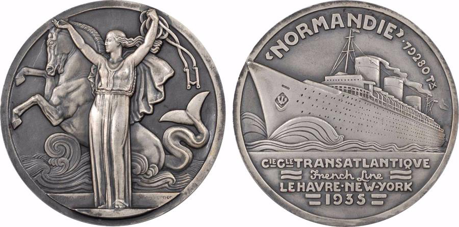 1 875 €Jean Vernon, Compagnie générale transatlantique, paquebot Normandie, médaille en argent, 1935, Paris, diam. 68,2 mm, poids : 153,44 g, dans sa 