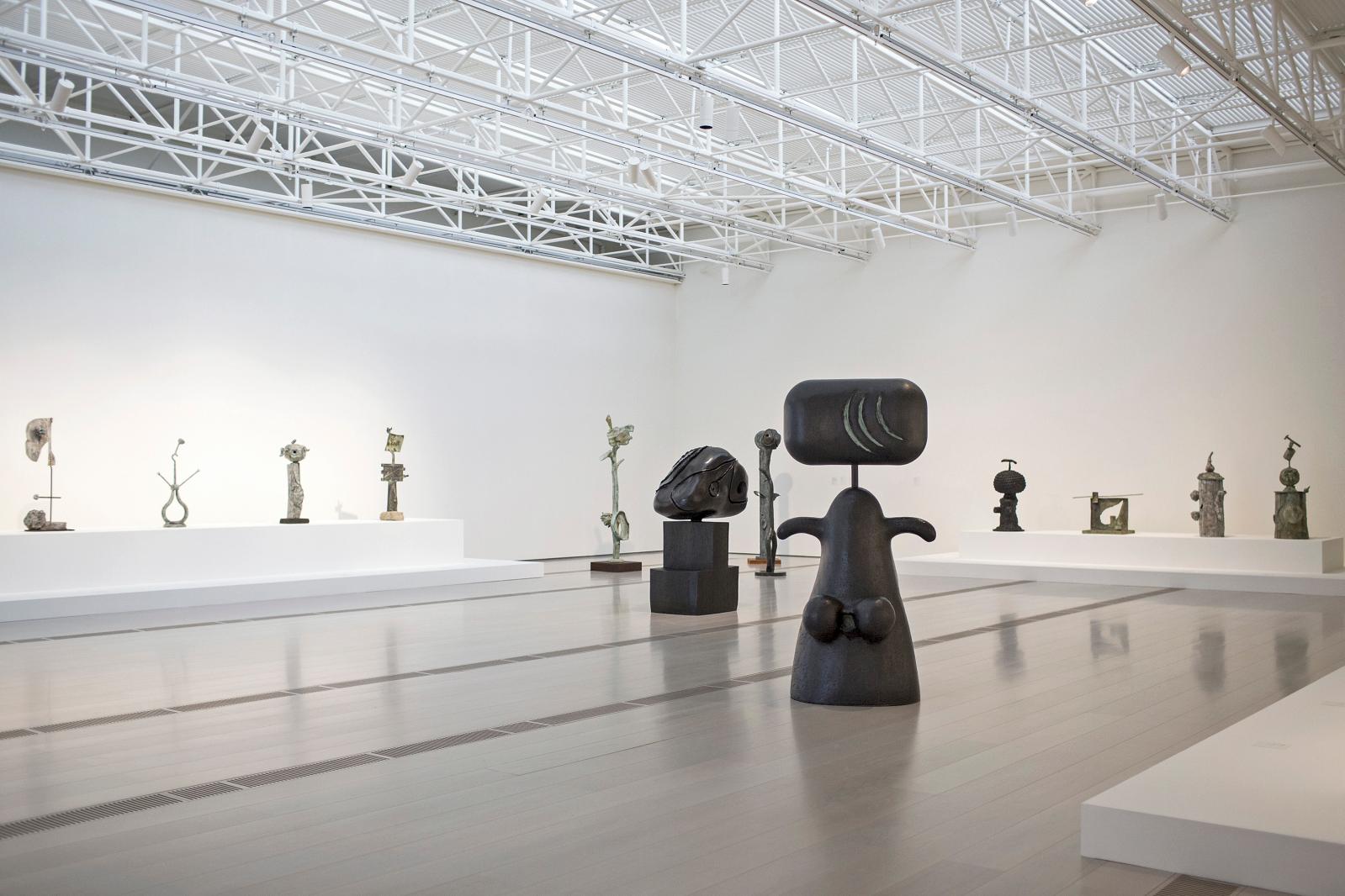 Vue de l’exposition «Joan Miró. Esculturas 1928-1982». 