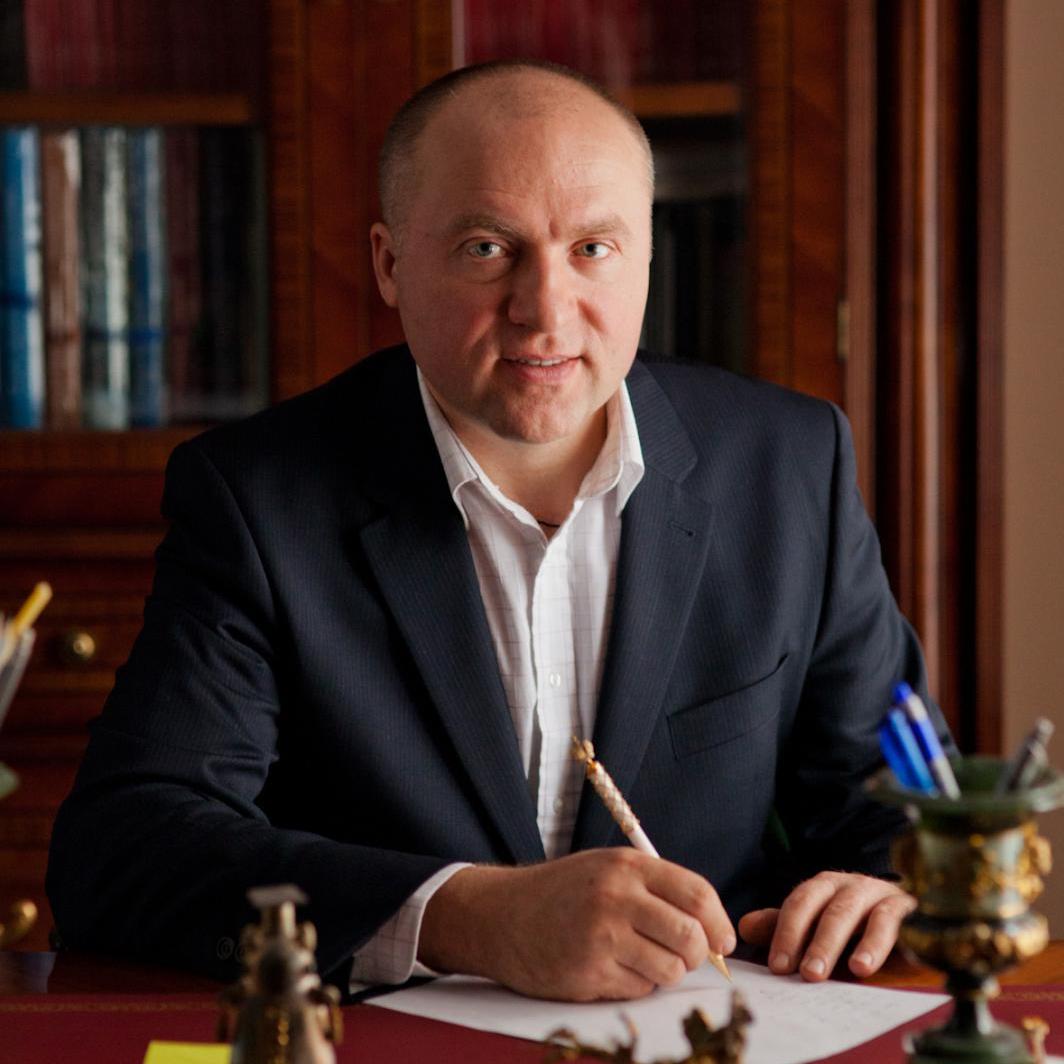 Alexandre Ivanov: A Passion for Fabergé - Interviews