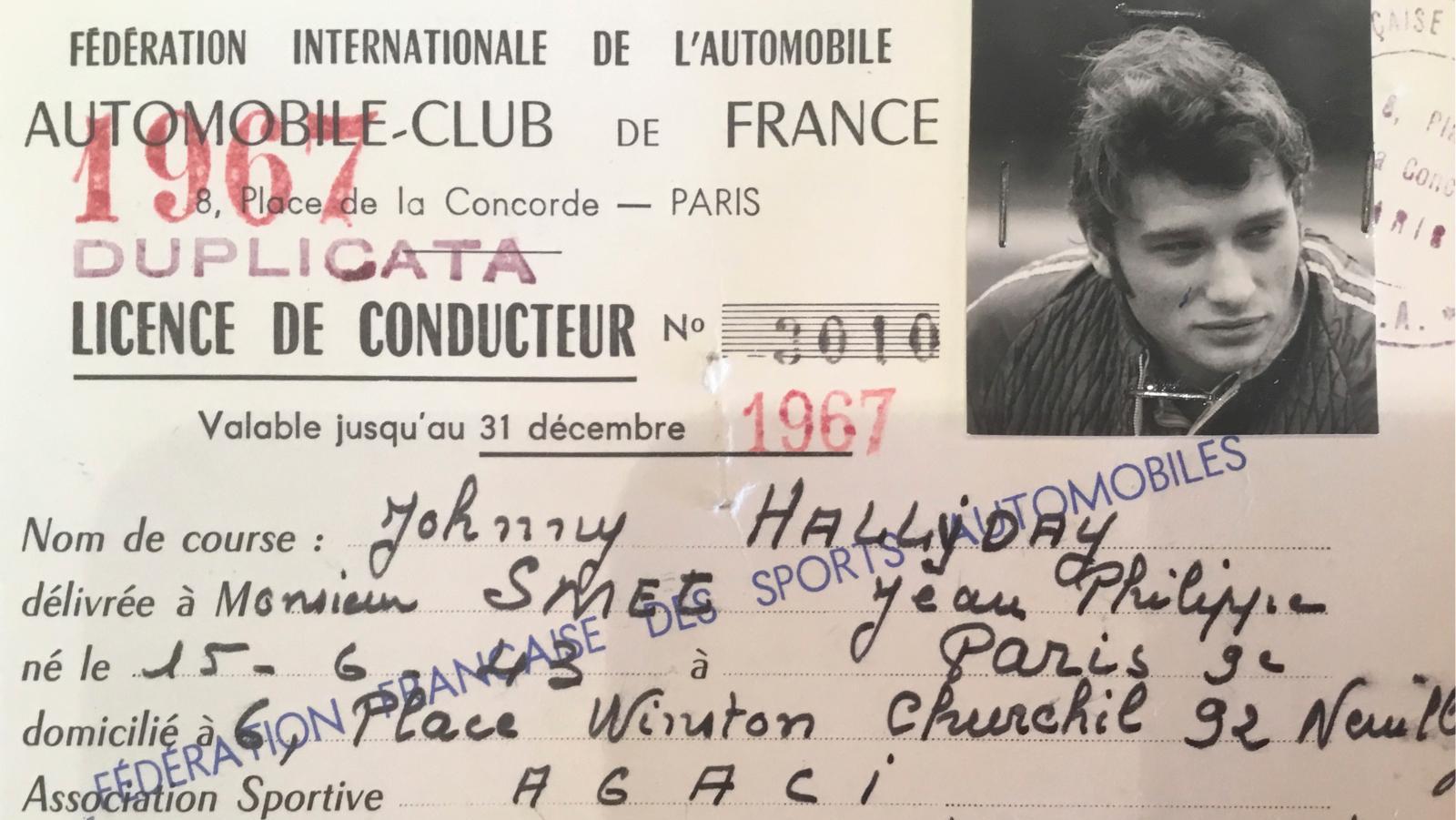 Licence internationale de pilote de Johnny Hallyday, établie par l’Automobile Club... Souvenirs de Johnny Hallyday pilote de course