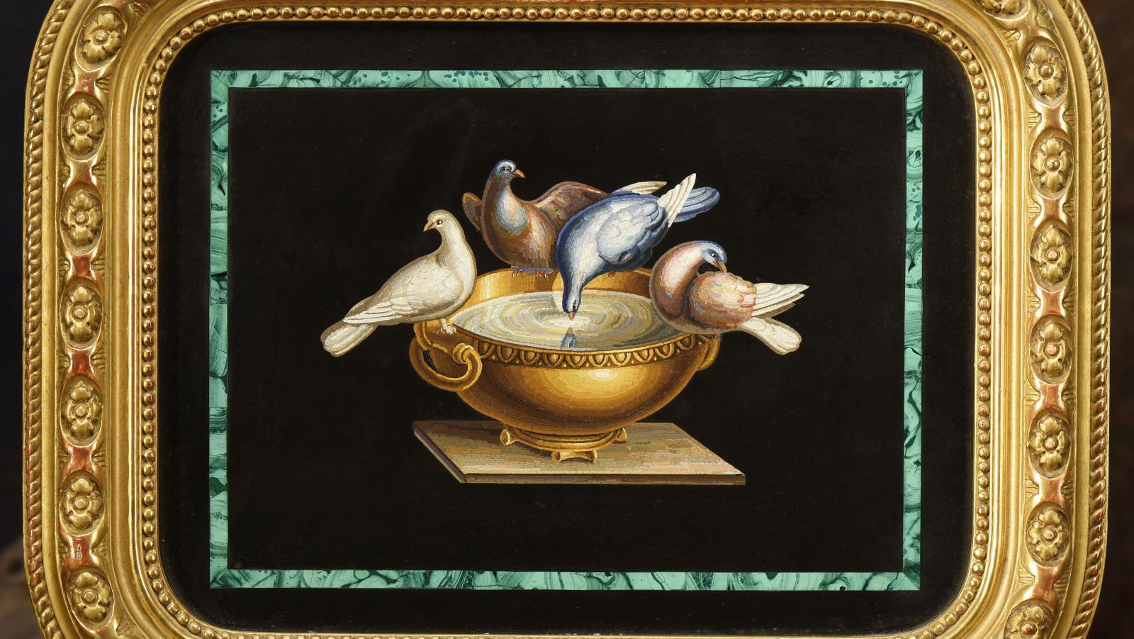 1 920 €XIXe siècle, micromosaïque représentant quatre colombes buvant dans une coupe,... Les micromosaïques
