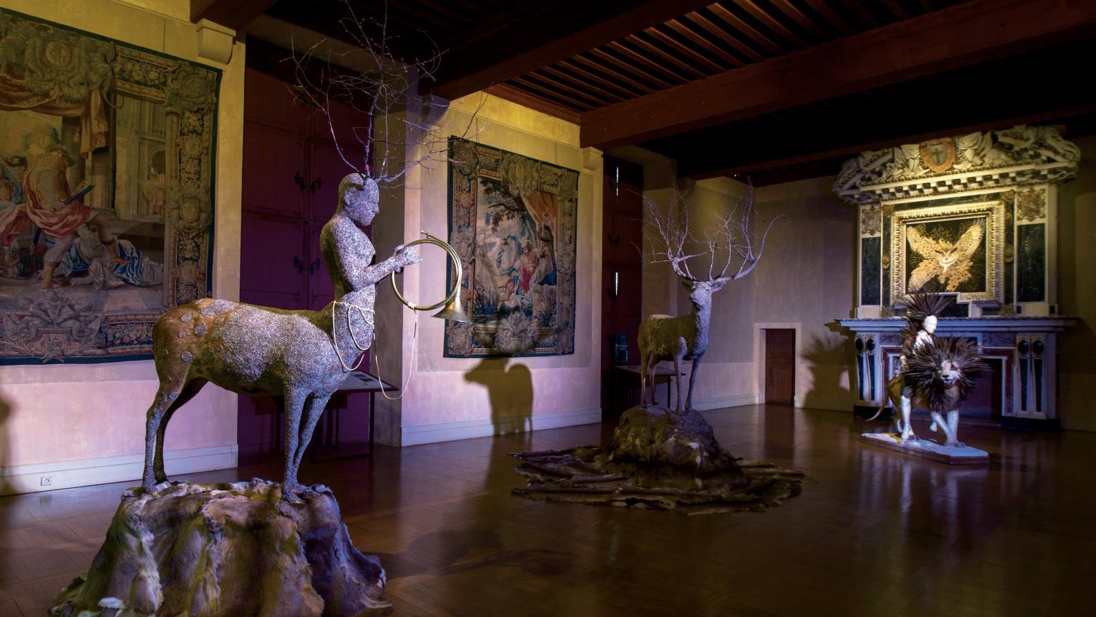 Au château de Cadillac, salle du Duc, «Natures sauvages», exposition des œuvres de... Une dynamique monumentale