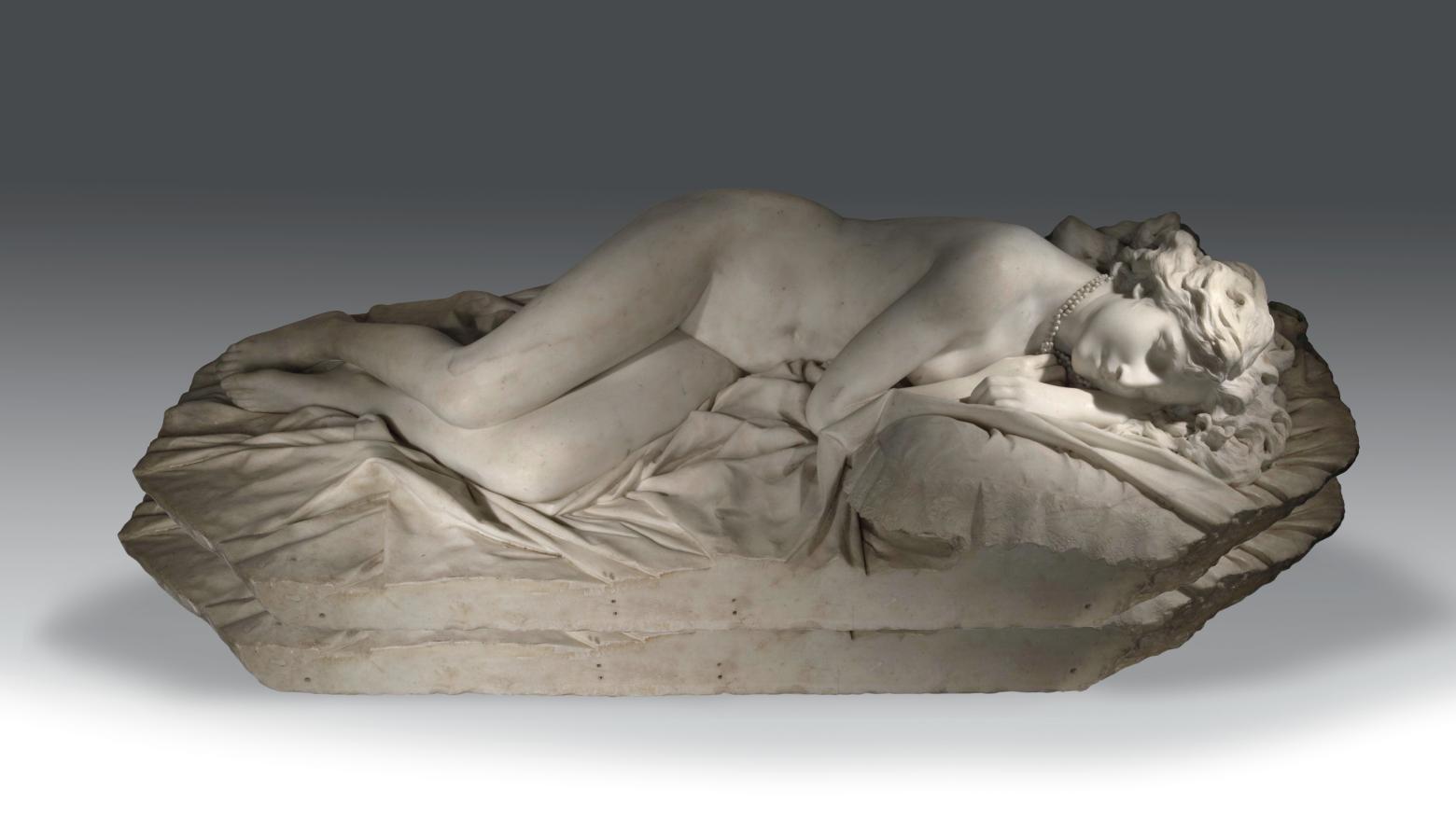 Paul-Albert Bartholomé (1848-1928), Nu féminin endormi, sculpture en marbre blanc,... Sérénité sensuelle, l’art de Bartholomé