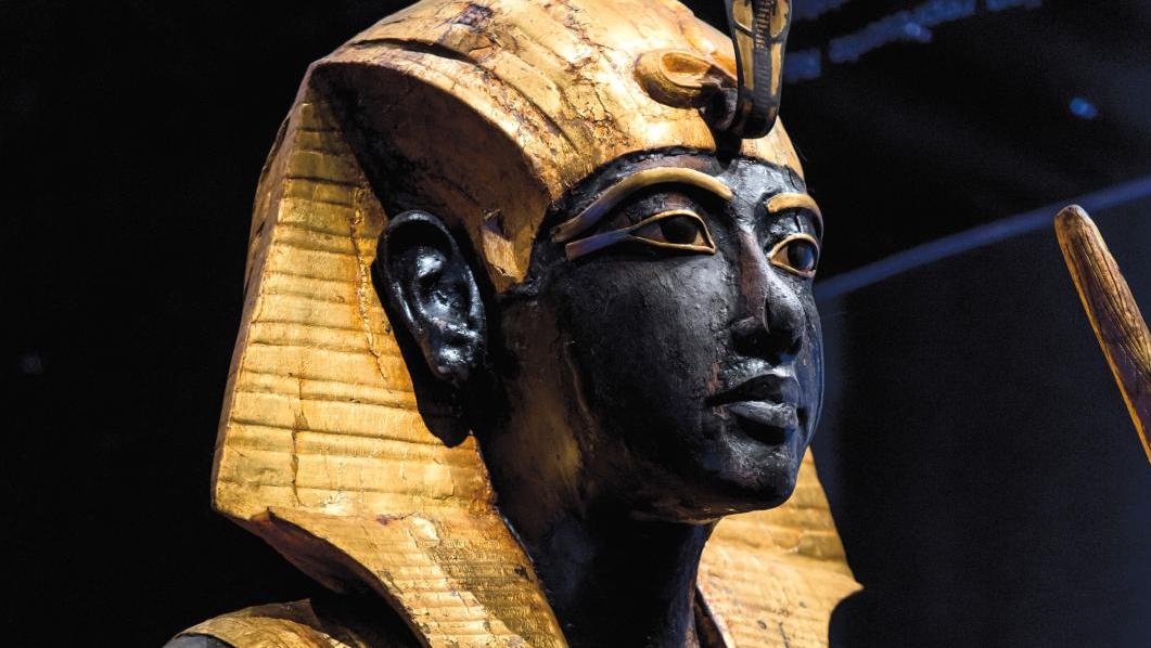 Statue of the king as the guardian Ka, 18th dynasty, reign of Tutankhamen, 1336-1326... Tutankhamen’s Mesmerising Gaze