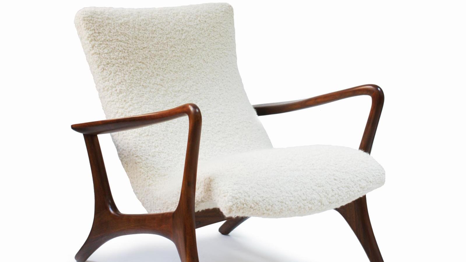 Vladimir Kagan (1927-2016), "Contour chair", 1954, American walnut, fabric, made... PAD Heads to Monaco