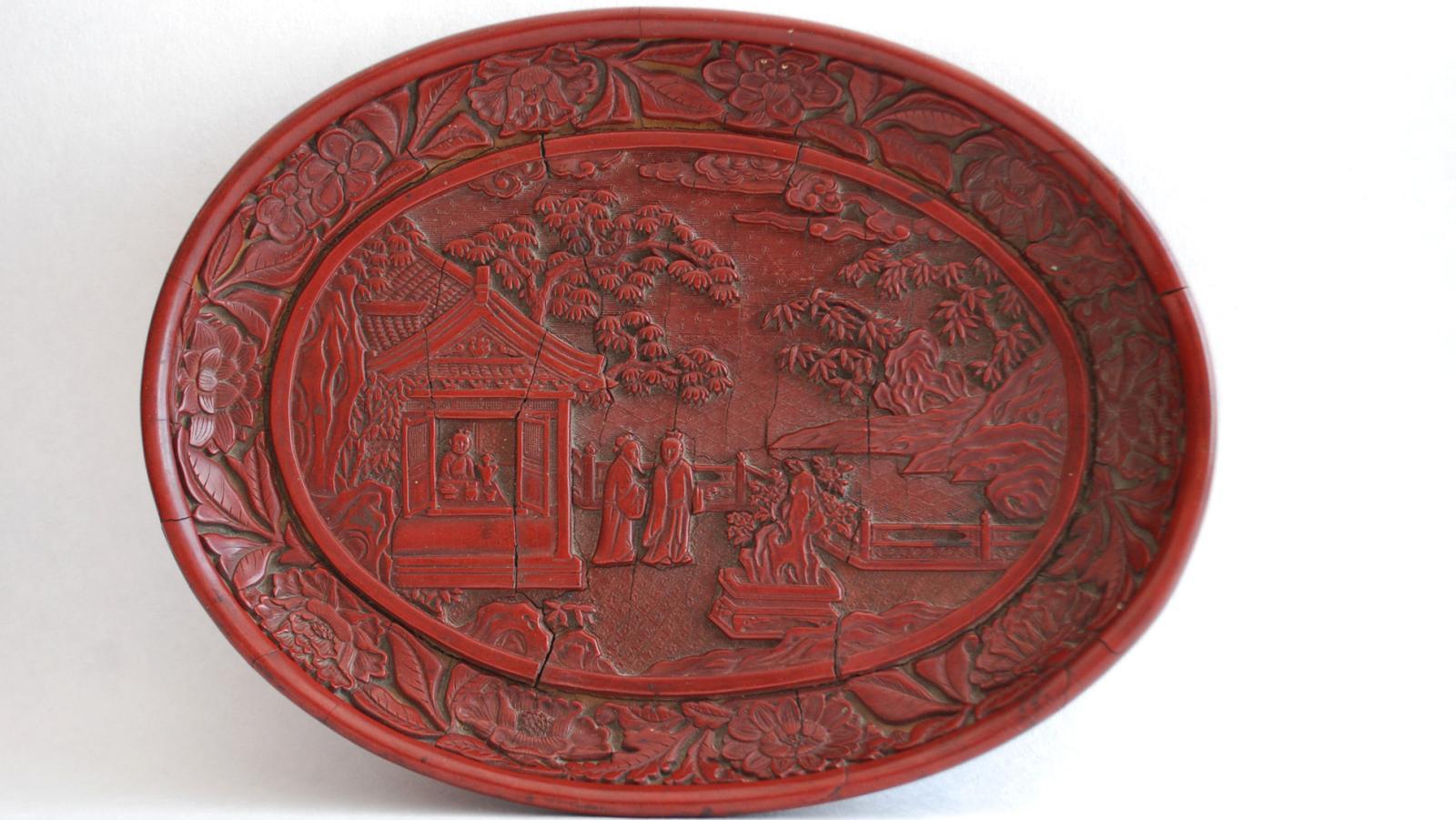 China, Ming Yongle period (1402-1424), oval platter in carved, marked “Da Ming Yong... A Precious Ming Dynasty Lacquer 