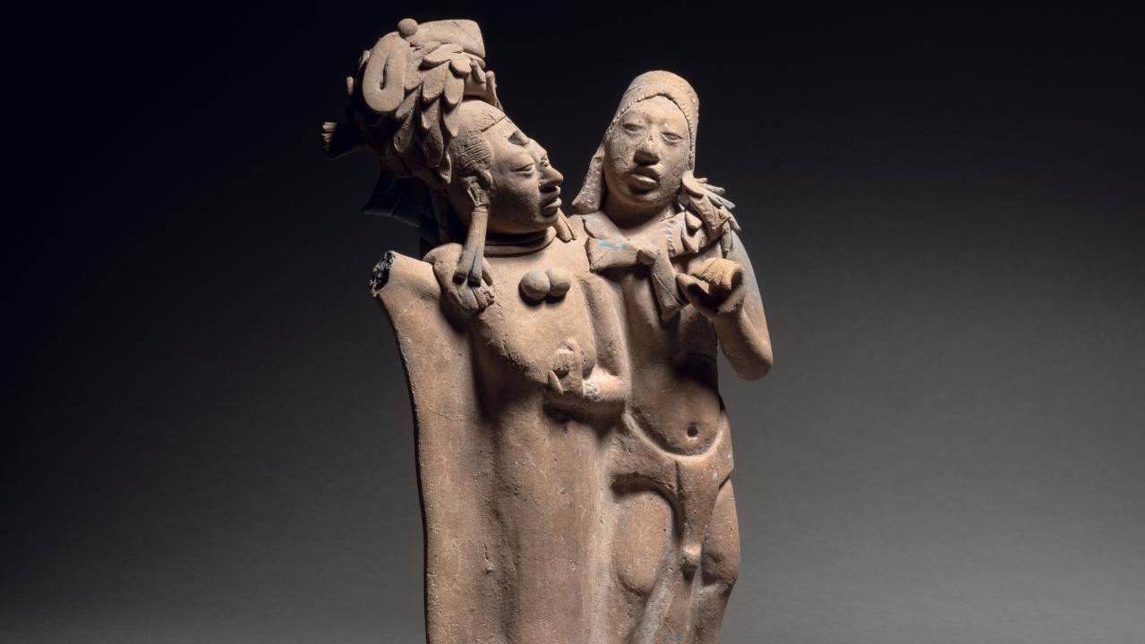 Maya culture, Jaina Island, recent classic Mexico, 600-900 AD, the moon goddess Ixchel... The World of a New York Collector