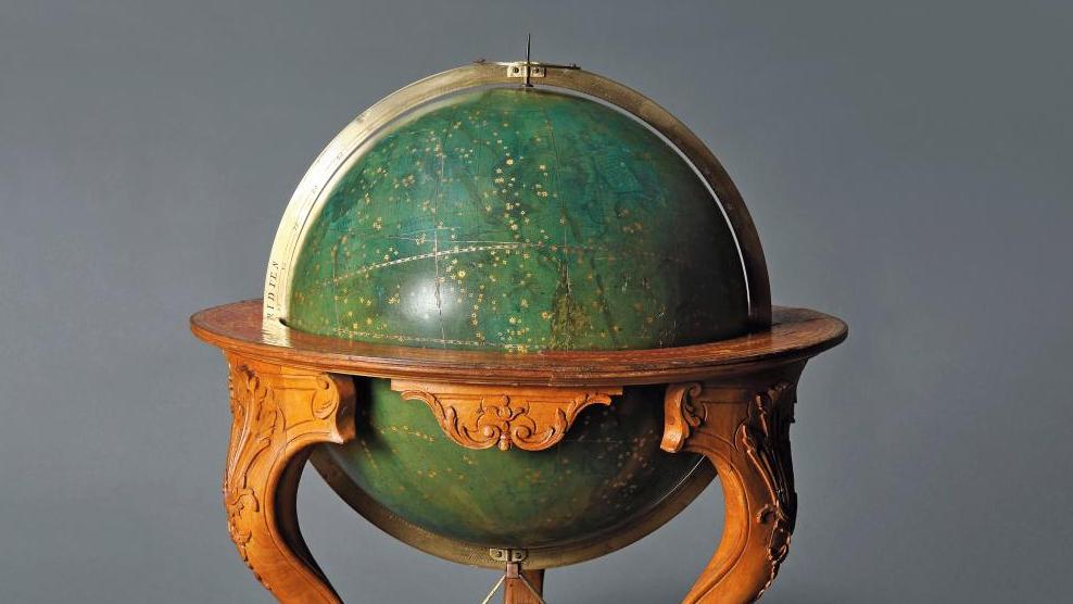 Abbé Jean Antoine Nollet et Louis Borde, Globe céleste, 1728, diam. 32,5 cm, h. 55... Chic planète