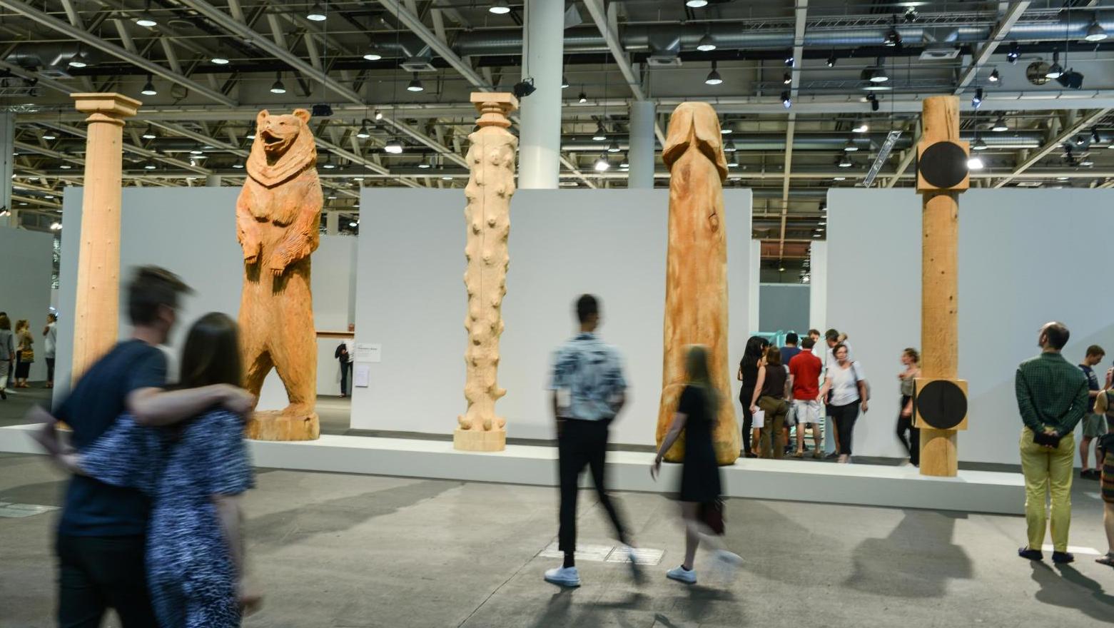 Dans la section Unlimited, cinq monumentales sculptures de Peter Regli (né en 1959)... Art Basel, une année faste