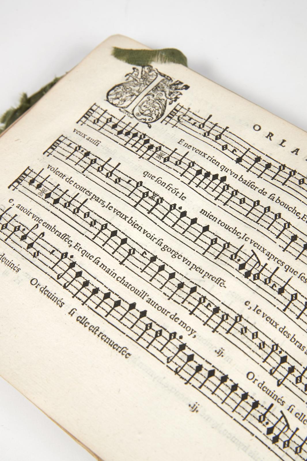 Roland de Lassus (1532-1594), [Chansons et madrigaux], album réunissant trois recueils de musique profane pour ténor, Paris 1619, 1596, 1599, un volum