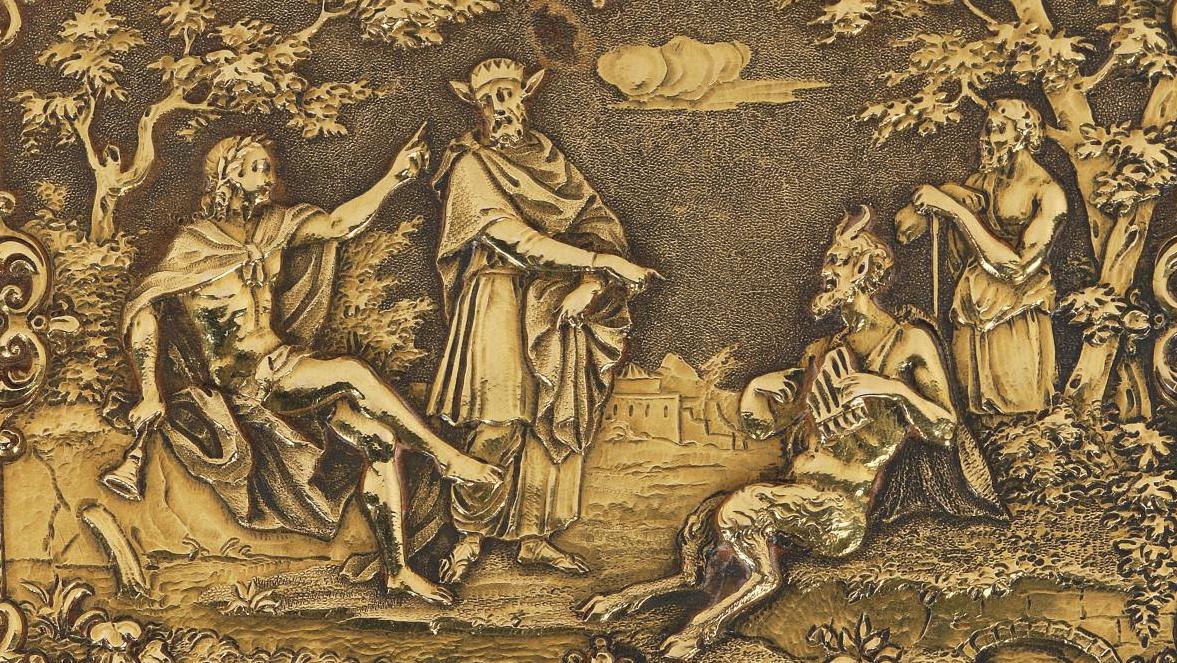 Tabatière en or à décor ciselé en relief représentant le dieu Pan et des bergers,... Sous les auspices de Pan