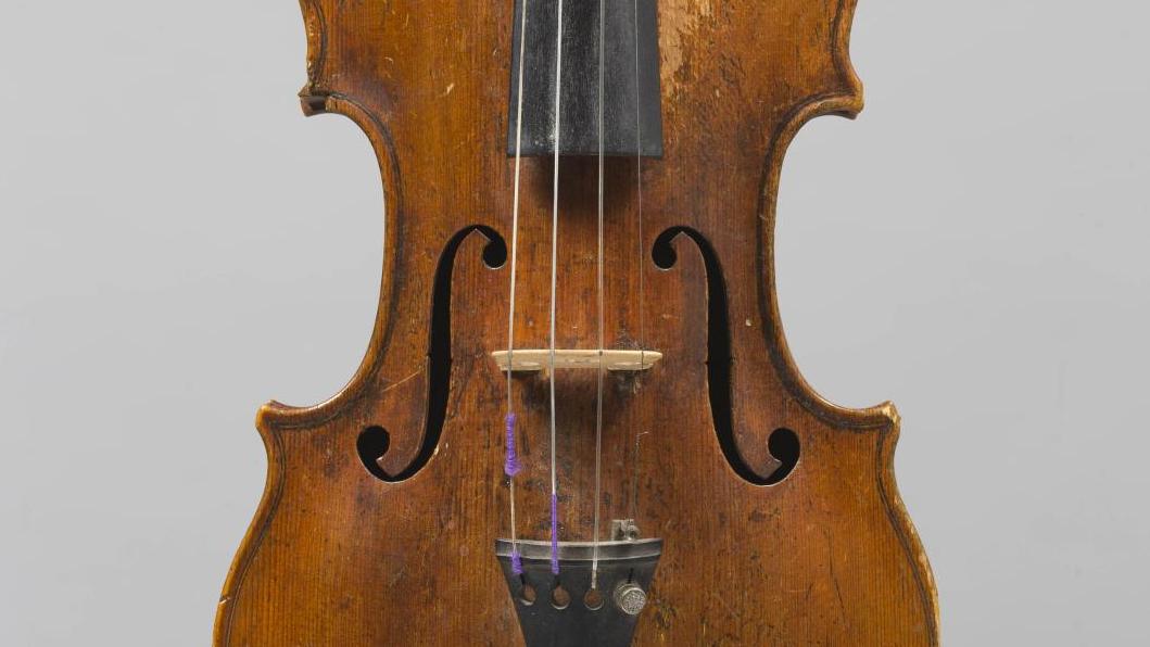 Violon de Joseph Gagliano fait à Naples au millésime de 1770, portant l’étiquette... Au son des violons