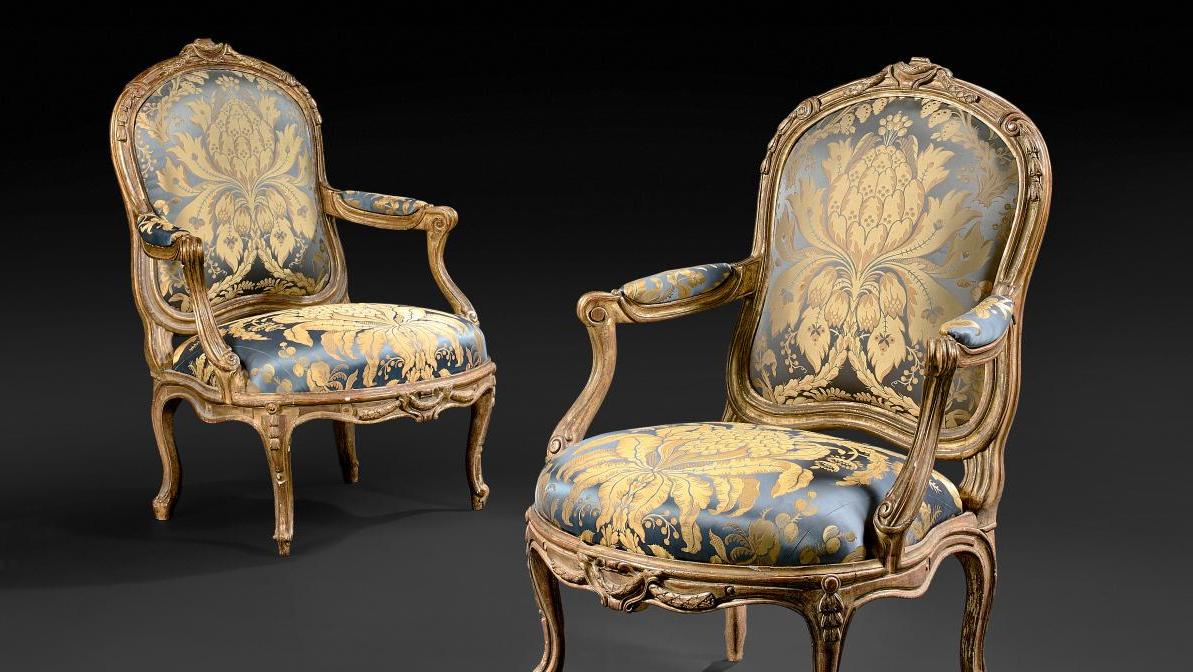 Louis Delanois (1731-1792), two armchairs with gilt wood frames and a decoration... Malatier Estate: Splendid Taste