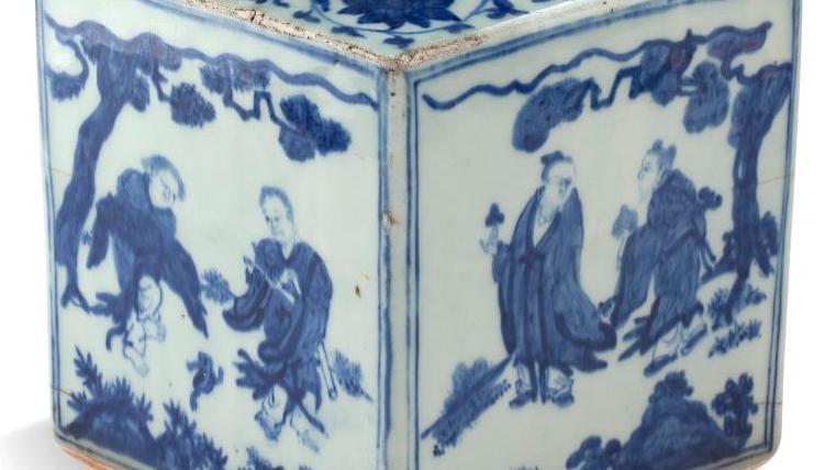 Chine, dynastie Ming, époque Jiajing (1522-1566). Vase de forme double gourde en... La passion du bleu en Chine et ailleurs