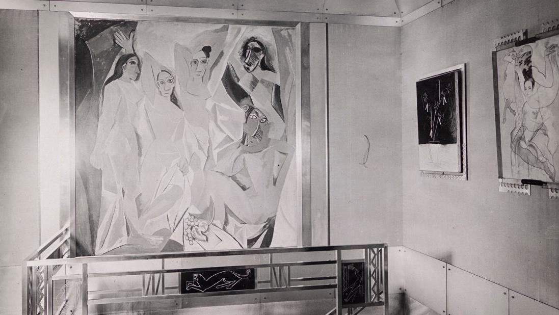 Studio Saint-James, Jacques Doucet's house in Neuilly, with "Les Demoiselles d’Avignon"... UAM: Twilight of the Moderns?