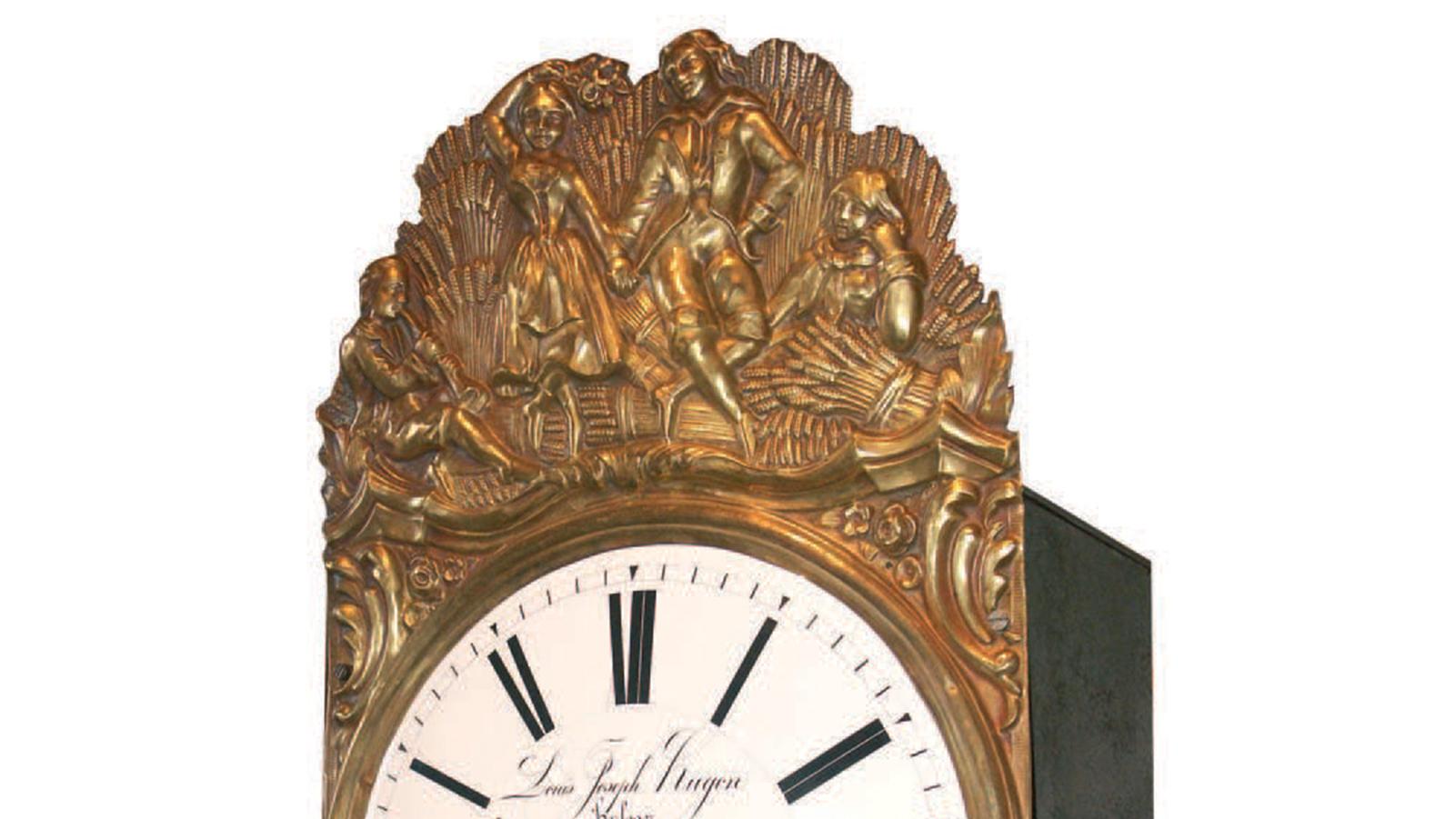 Comtoise de 1851, cloche et gong.Musée de l’Horlogerie Château Pertusier, 25500 Morteau.M.... Quand l’horloge se met à l’heure comtoise