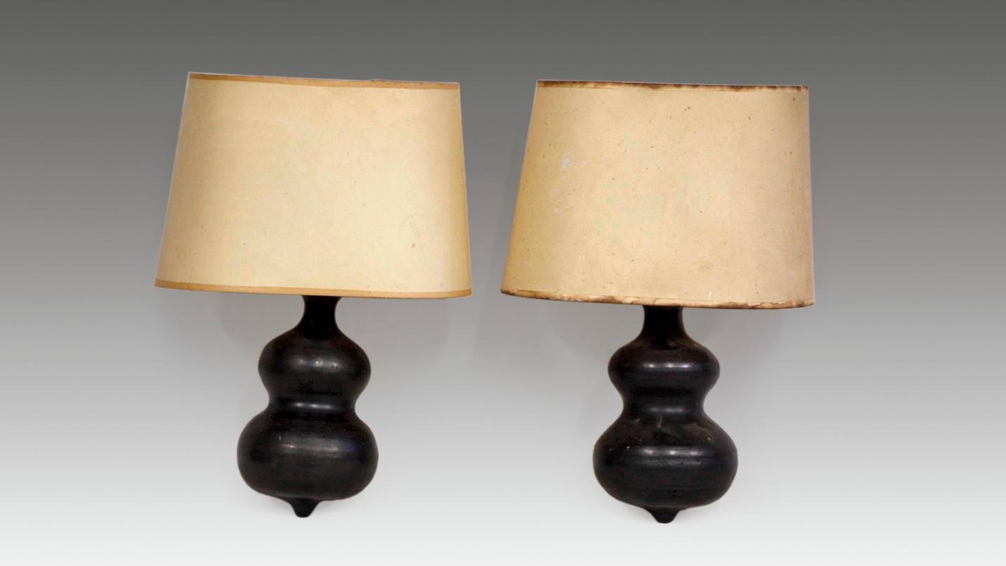 Georges Jouve (1910-1964), paire d’appliques en céramique, avec leurs abat-jour,... Inimitable Jouve