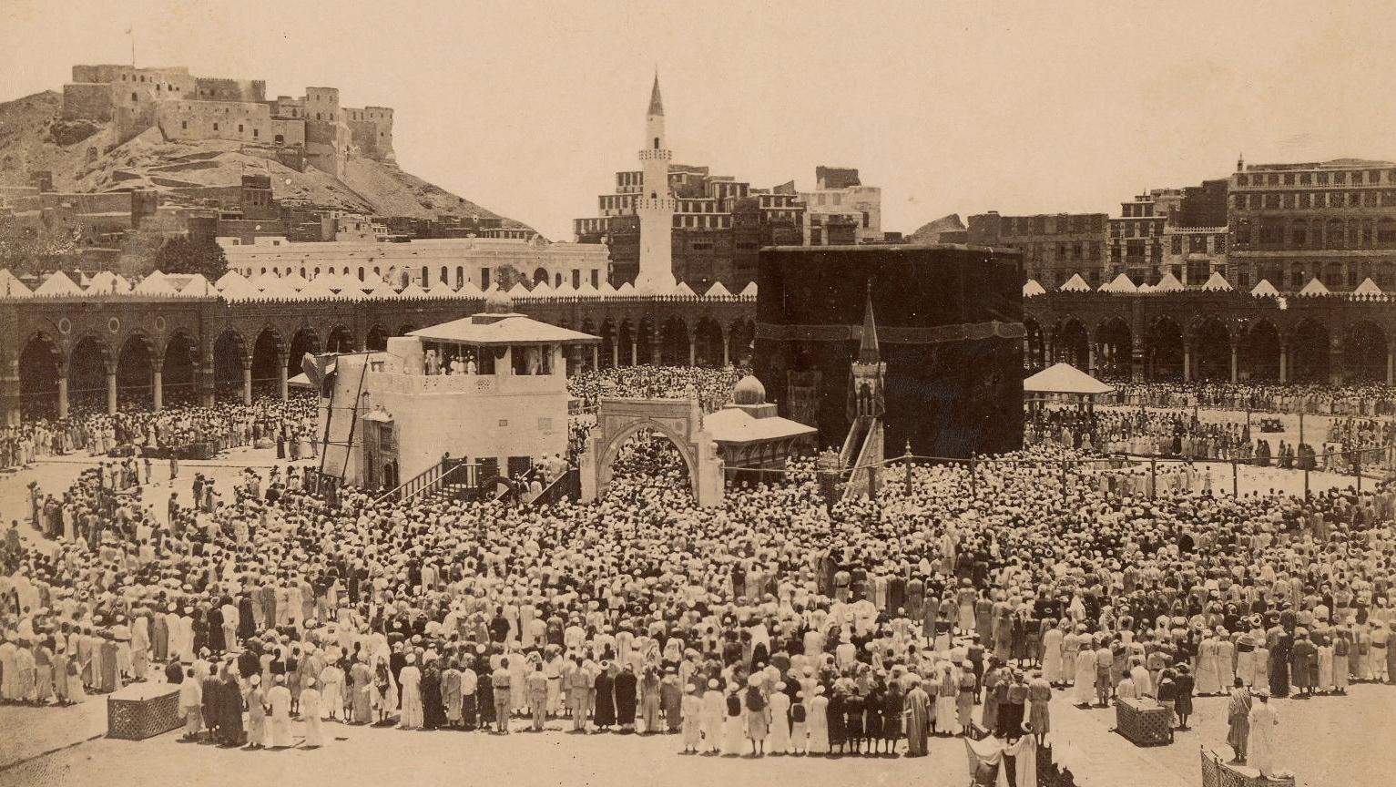 Muhammad Sadiq Bey (1832-1902), Christian Snouck Hurgronje (1857-1936) et Abd al-Gaffar... Premières photographies de La Mecque