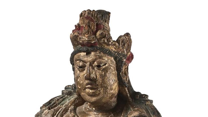 Chine, période Yuan-Ming, XIVe-XVe siècle. Sujet en bois laqué et anciennement polychromé... La Chine en embuscade